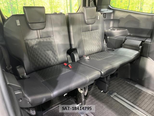 Toyota NOAH 2022-08 8855980-9