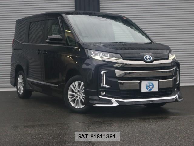 Toyota NOAH 2022-12 8856023-0