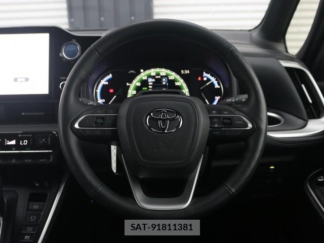 Toyota NOAH 2022-12 8856023-17