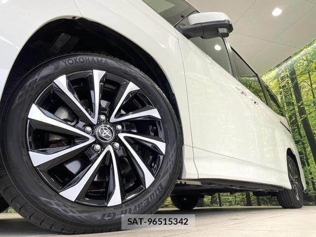 Toyota NOAH 2024-09 8856211-12