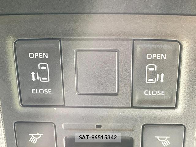 Toyota NOAH 2024-09 8856211-5