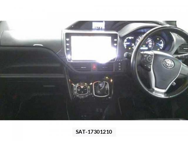 Toyota NOAH 2020-04 8856400-2