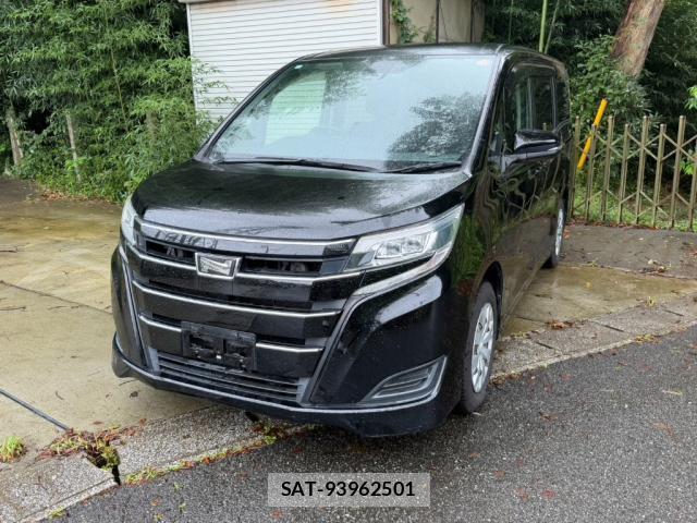 Toyota NOAH 2018-12 8856417-0