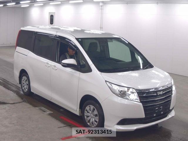 Toyota NOAH 2014-08 8856463-2