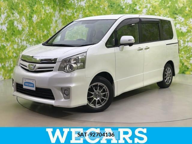 Toyota NOAH 2011-08 8856855-0