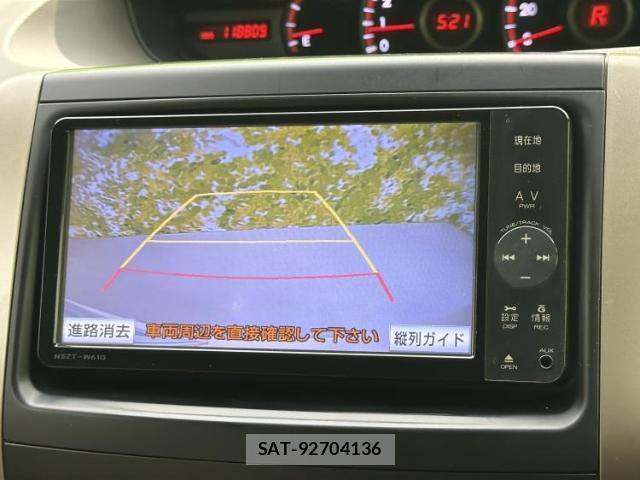 Toyota NOAH 2011-08 8856855-10