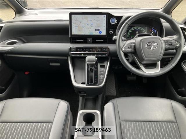 Toyota NOAH 2022-10 8856954-3
