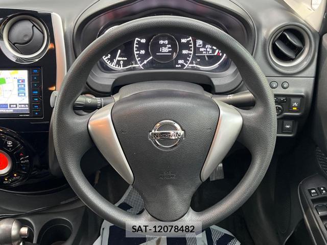 Nissan NOTE 2014-12 8853910-11