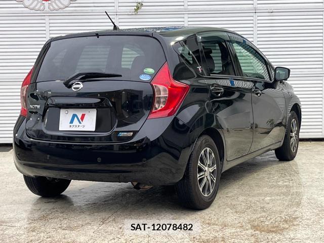 Nissan NOTE 2014-12 8853910-17
