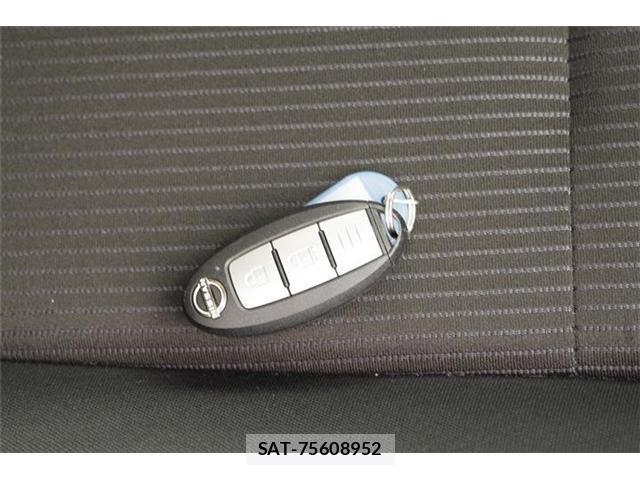 Nissan NOTE 2023-08 8853934-16