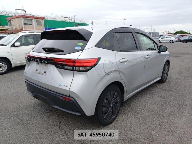 Nissan NOTE 2021-08 8854138-4