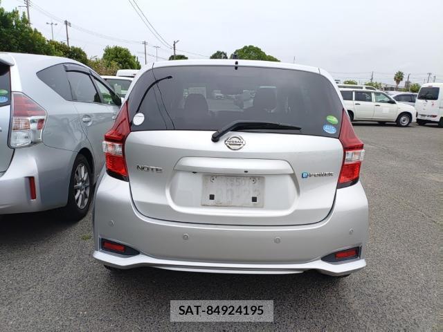 Nissan NOTE 2019-09 8854139-1