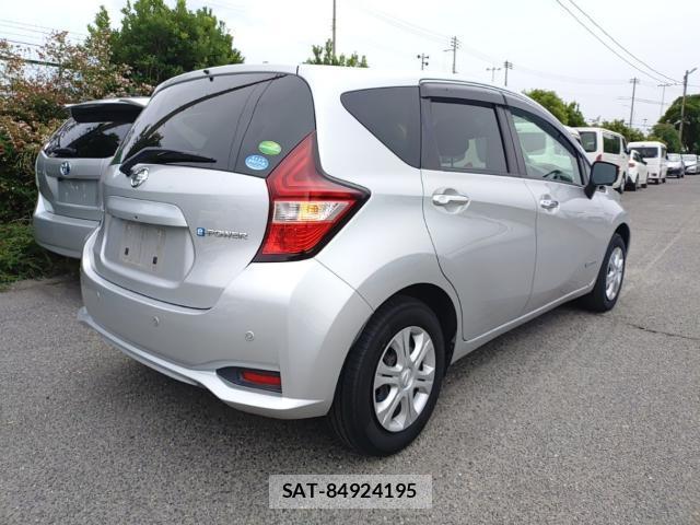 Nissan NOTE 2019-09 8854139-4
