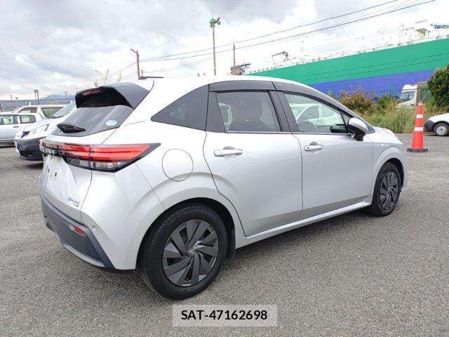 Nissan NOTE 2021-09 8854142-4