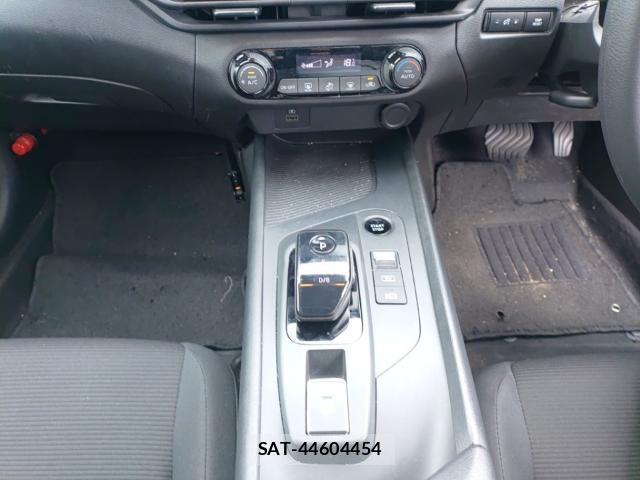 Nissan NOTE 2022-03 8854183-11