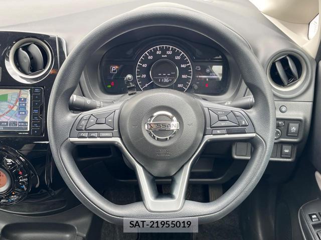 Nissan NOTE 2020-03 8854297-11