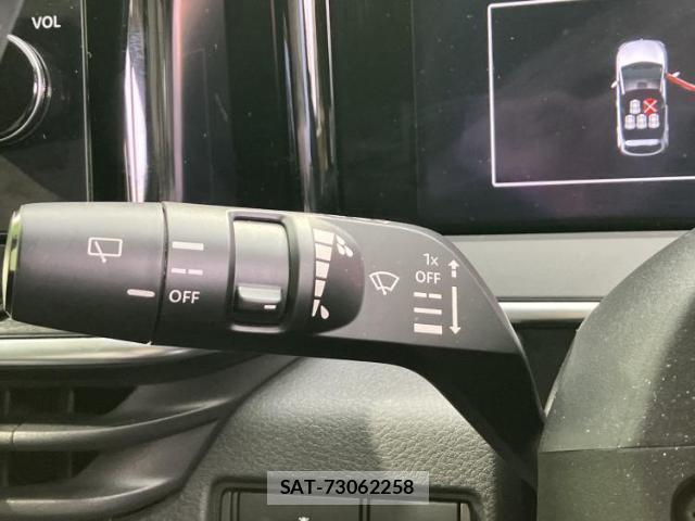Nissan NOTE 2021-12 8854672-14