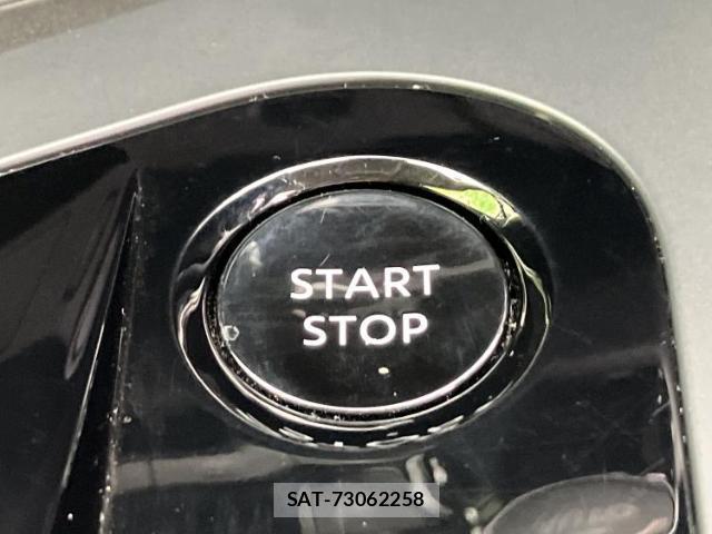 Nissan NOTE 2021-12 8854672-17