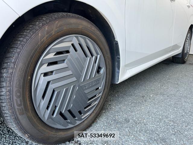 Nissan NOTE 2024-04 8854799-5