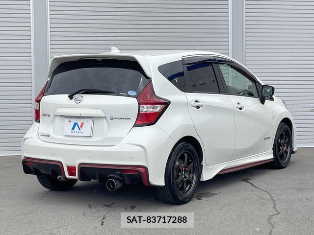 Nissan NOTE 2017-11 8855052-16