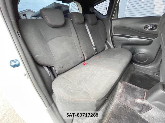Nissan NOTE 2017-11 8855052-8