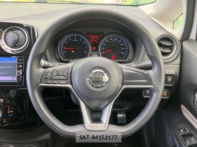 Nissan NOTE 2017-09 8855112-11