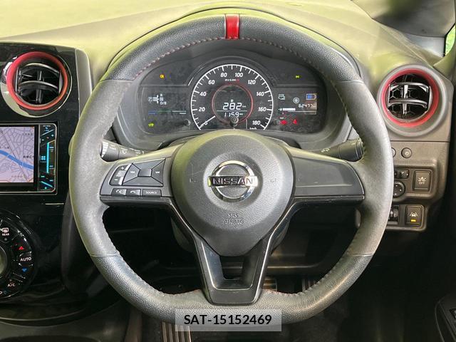 Nissan NOTE 2017-03 8855168-10