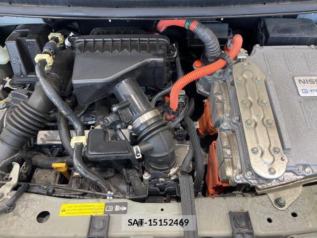 Nissan NOTE 2017-03 8855168-17