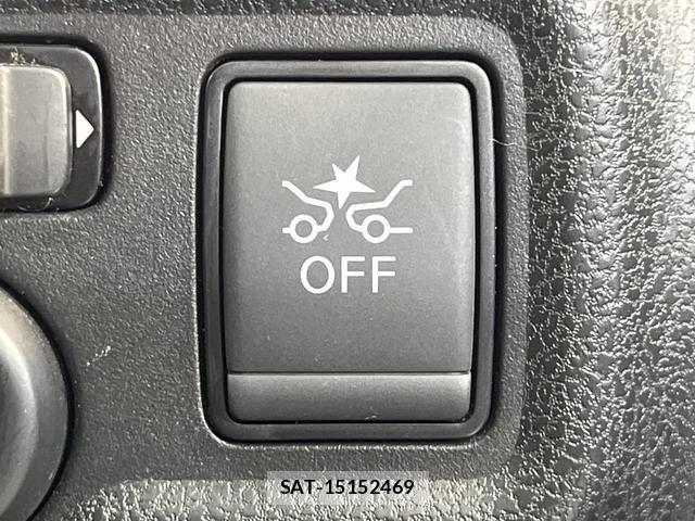 Nissan NOTE 2017-03 8855168-4
