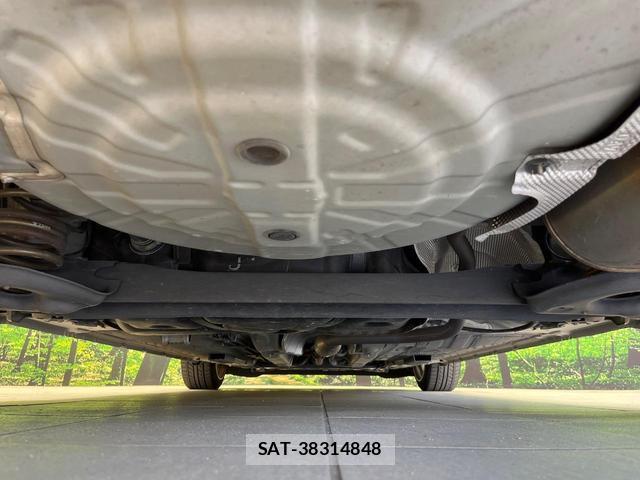 Nissan NOTE 2017-11 8855169-19