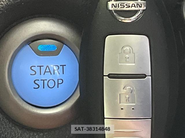 Nissan NOTE 2017-11 8855169-7