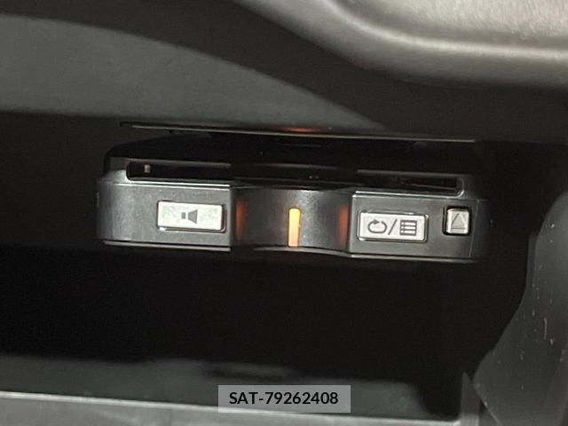 Nissan NOTE 2014-12 8855170-5