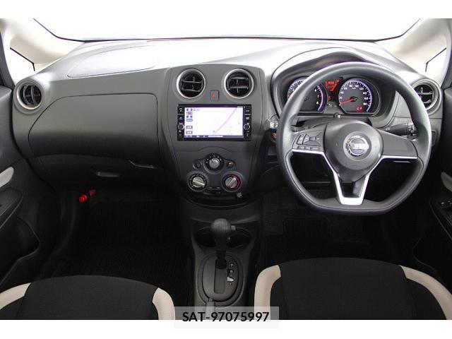 Nissan NOTE 2018-03 8855596-3