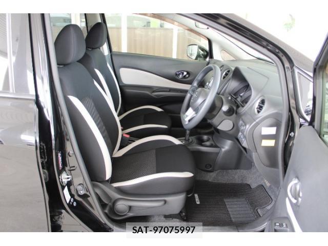 Nissan NOTE 2018-03 8855596-4
