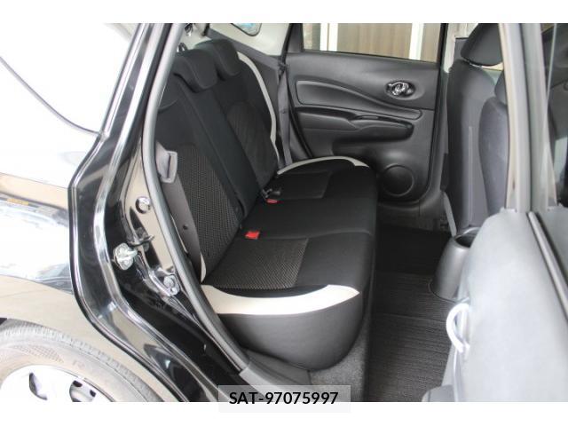 Nissan NOTE 2018-03 8855596-5