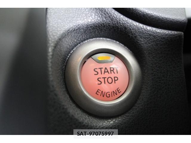 Nissan NOTE 2018-03 8855596-8