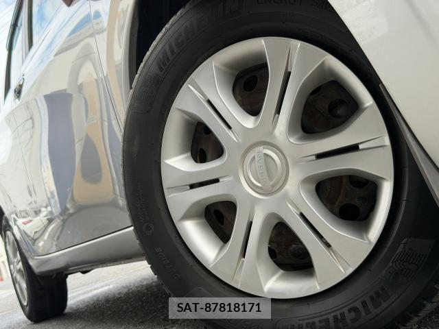 Nissan NOTE 2016-02 8855665-5