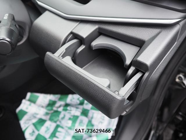 Nissan NOTE 2021-07 8856038-17