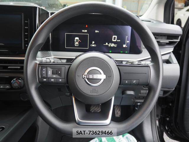 Nissan NOTE 2021-07 8856038-18