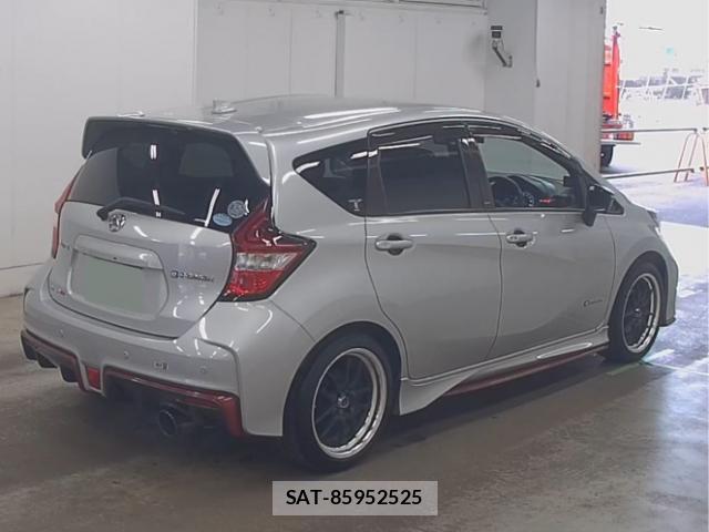 Nissan NOTE 2018-03 8856656-1