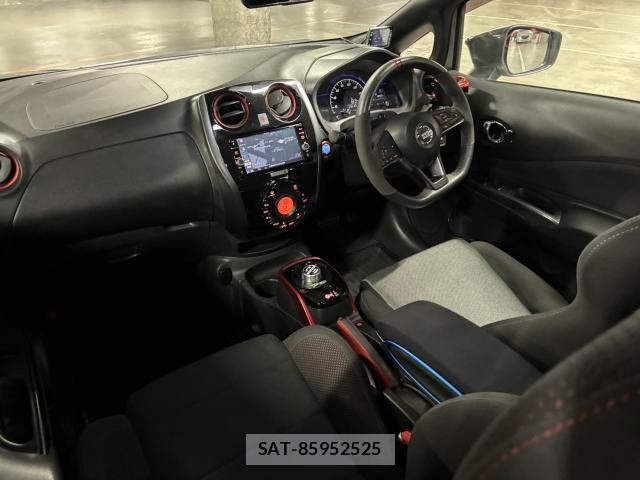 Nissan NOTE 2018-03 8856656-12