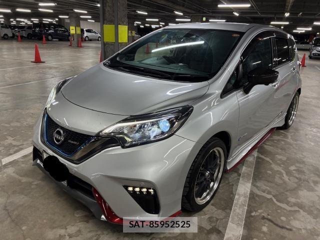 Nissan NOTE 2018-03 8856656-7