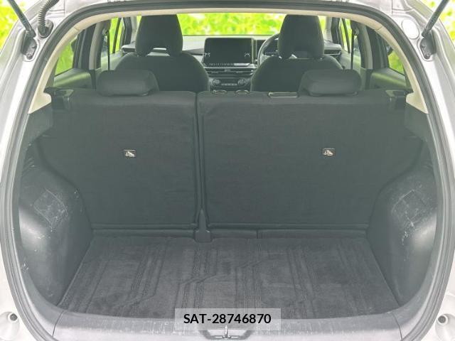 Nissan NOTE 2021-10 8856918-7