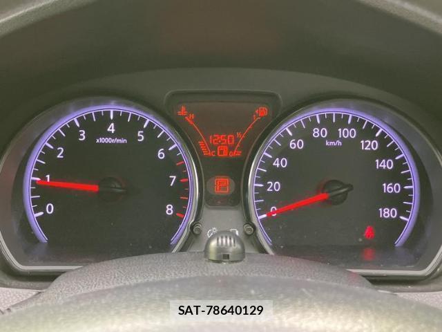 Nissan NOTE 2014-11 8856959-12