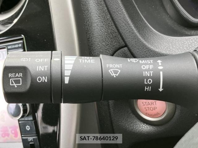Nissan NOTE 2014-11 8856959-15