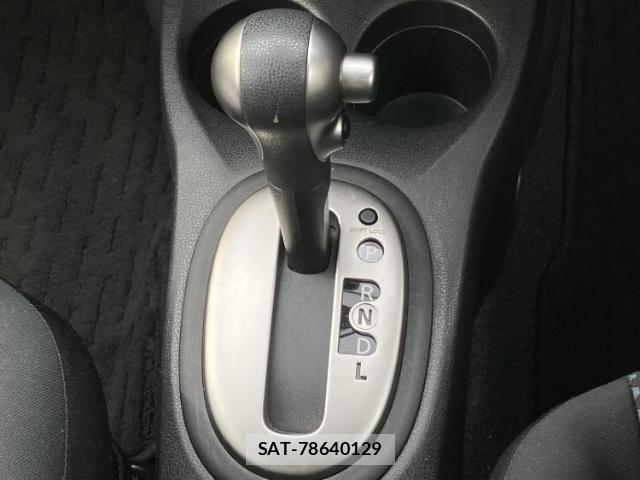Nissan NOTE 2014-11 8856959-16
