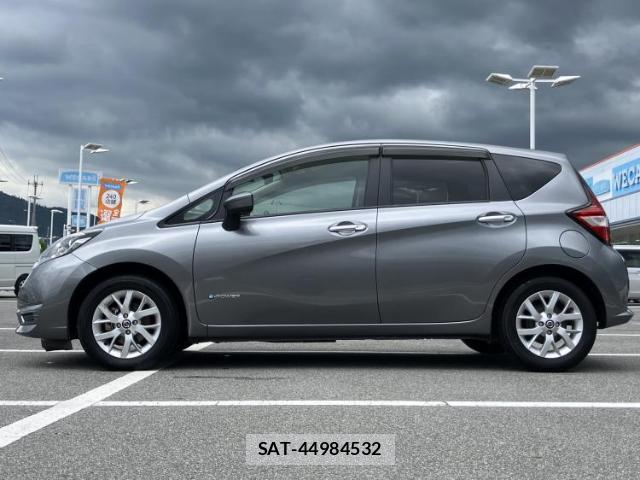 Nissan NOTE 2019-06 8857106-1