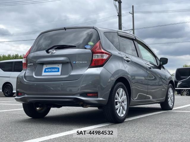Nissan NOTE 2019-06 8857106-2