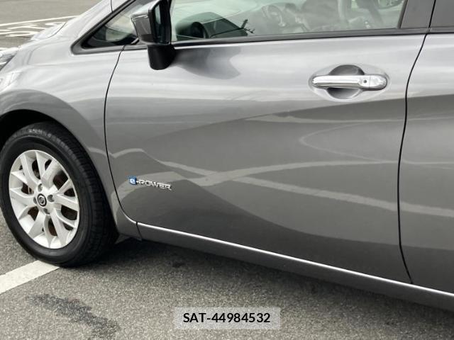 Nissan NOTE 2019-06 8857106-5