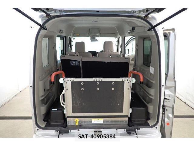Nissan CLIPPER RIO 2017-06 8855723-13